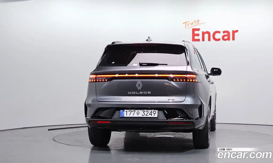 Renault Grand Koleos 2025 1.5 гидро в Москве № 1911087, фото 4