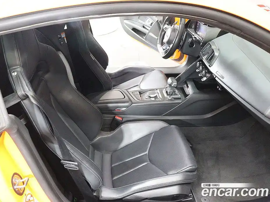 Audi R8 2017 5.2 гидро в Москве № 1912288, фото 17