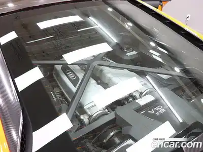 Audi R8 2017 5.2 гидро в Москве № 1912288, миниатюра 5