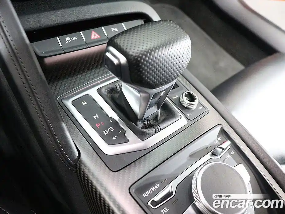 Audi R8 2017 5.2 гидро в Москве № 1912288, фото 8