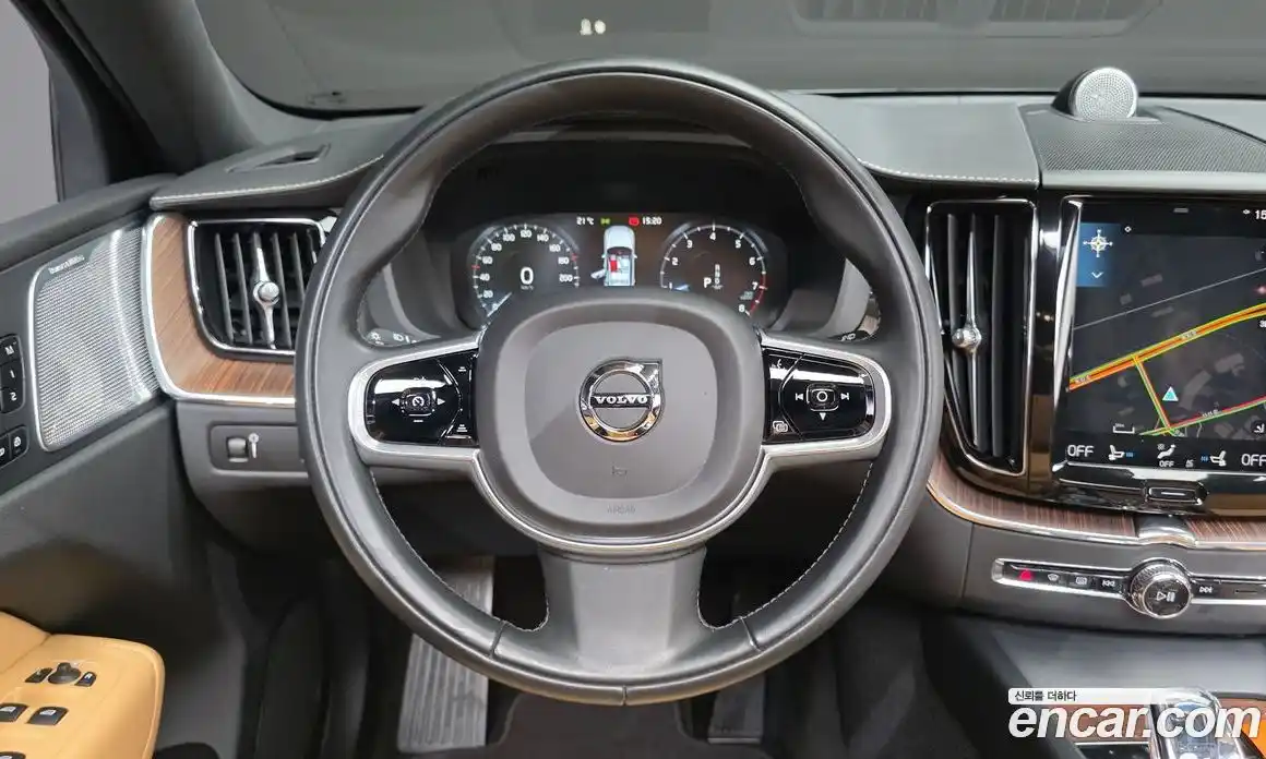 Volvo XC60 2021 2.0 гидро в Москве № 1912754, фото 19