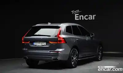 Volvo XC60 2021 2.0 гидро в Москве № 1912754, миниатюра 2