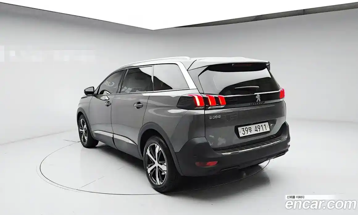 Peugeot 5008 2018 1.6 гидро в Москве, фото 4