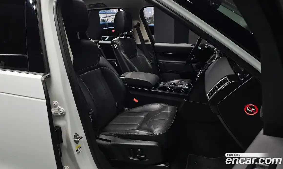 Land Rover Discovery 2019 2.0 гидро в Москве № 1914756, фото 17