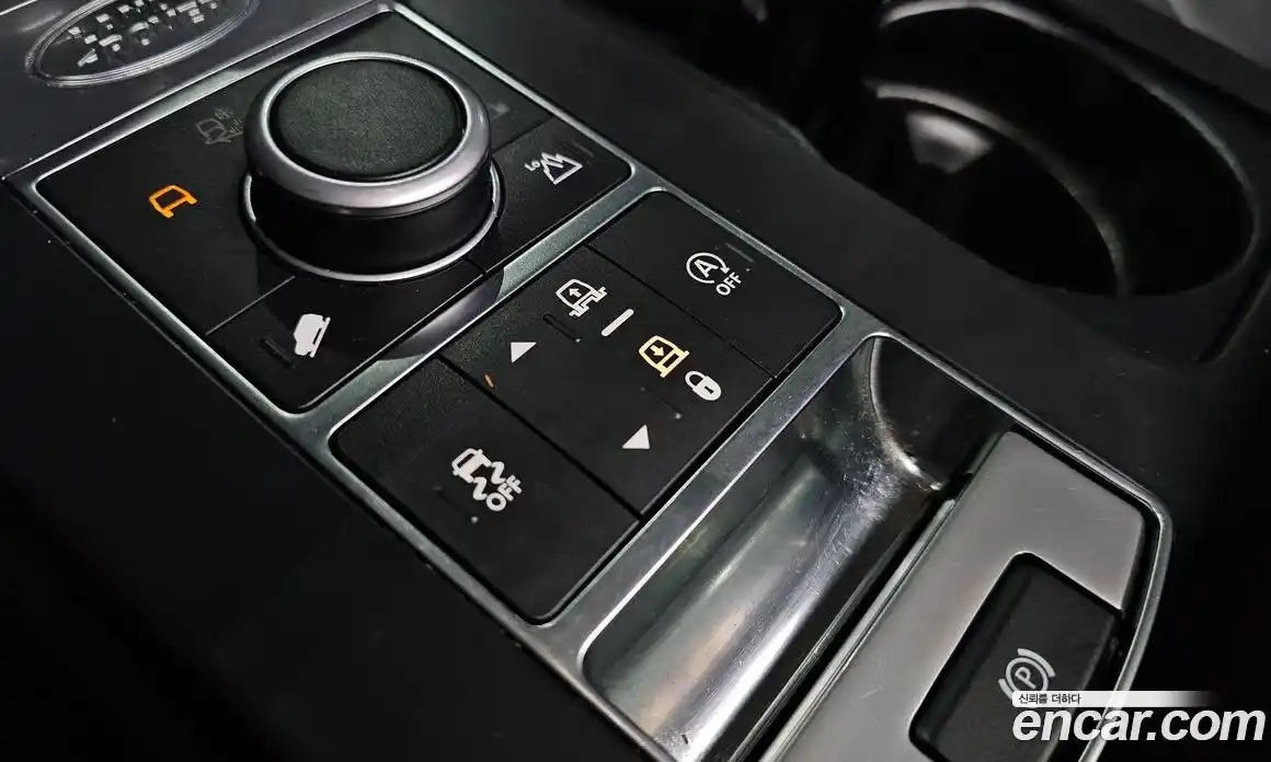 Land Rover Discovery 2019 2.0 гидро в Москве № 1914756, фото 24