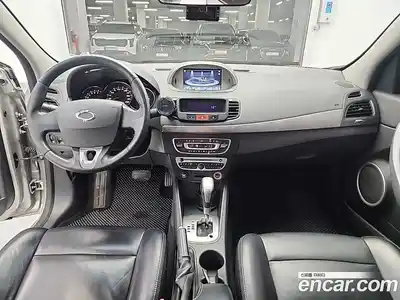 Renault SM3 2010 1.6 гидро в Москве № 1914939, миниатюра 7