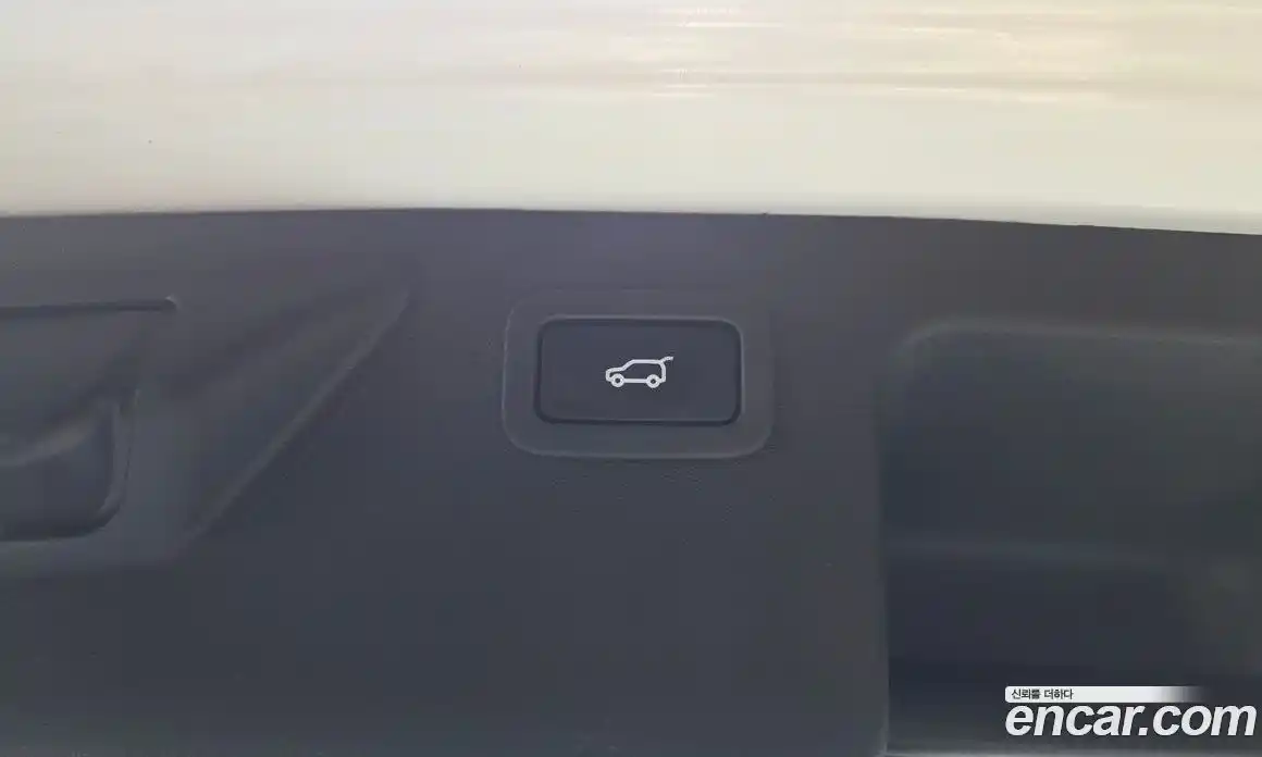 Land Rover Discovery Sport 2017 2.0 гидро в Москве № 1915052, фото 24