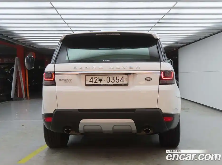Land Rover Range-Rover Sport 2015 3.0 гидро в Москве № 1915117, фото 3