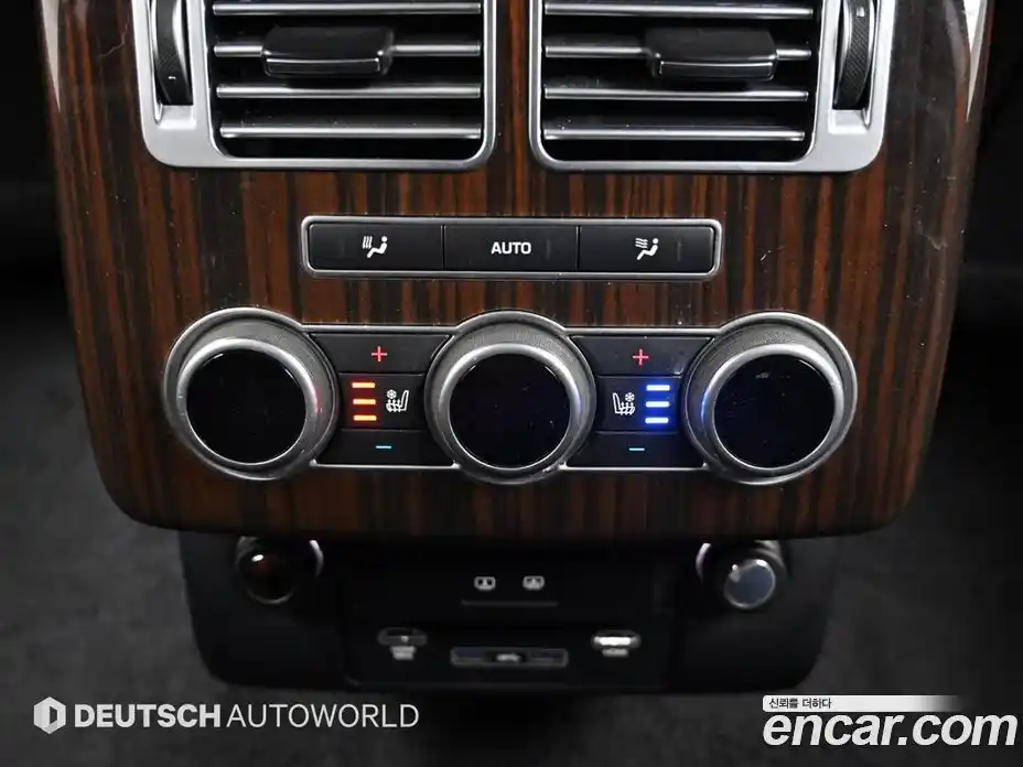Land Rover Range-Rover 2017 4.4 гидро в Москве № 1915203, фото 16