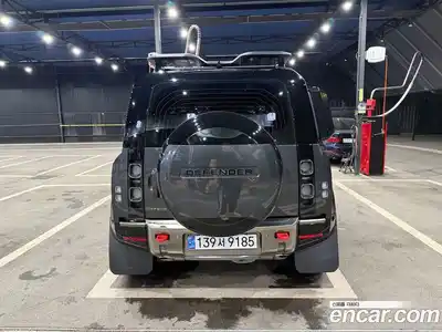 Land Rover Defender 110 P400 X