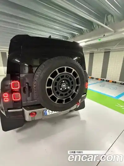 Land Rover Defender 2024 3.0 гидро в Москве № 1915325, миниатюра 5