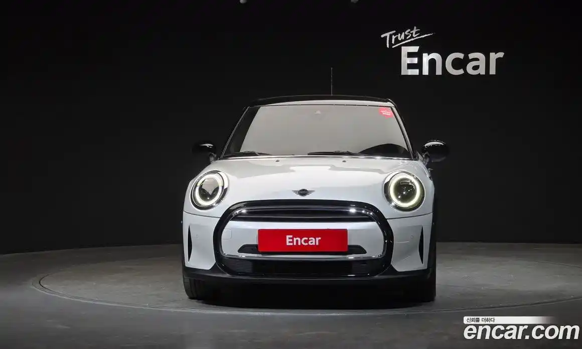 Mini Cooper 2024 1.5 гидро в Москве № 1915624, фото 3