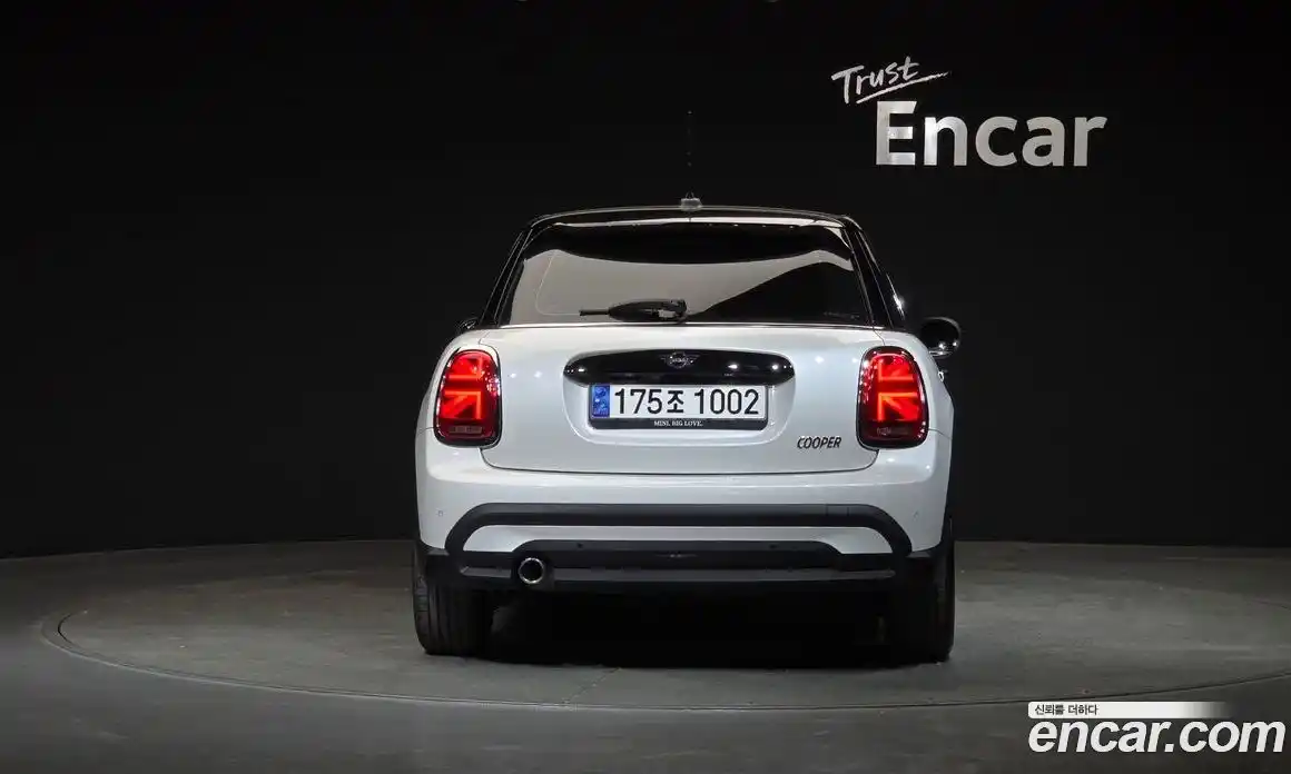 Mini Cooper 2024 1.5 гидро в Москве № 1915624, фото 4