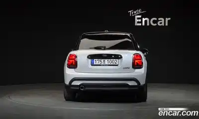 Mini Cooper 2024 1.5 гидро в Москве № 1915624, миниатюра 4