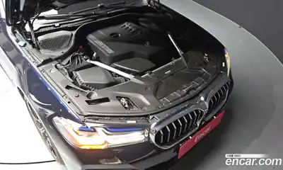 BMW 5-Series 2023 2.0 гидро в Москве № 1915873, миниатюра 6