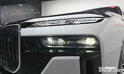 BMW 7-Series 2025 3.0 гидро в Москве № 1915919, миниатюра 8