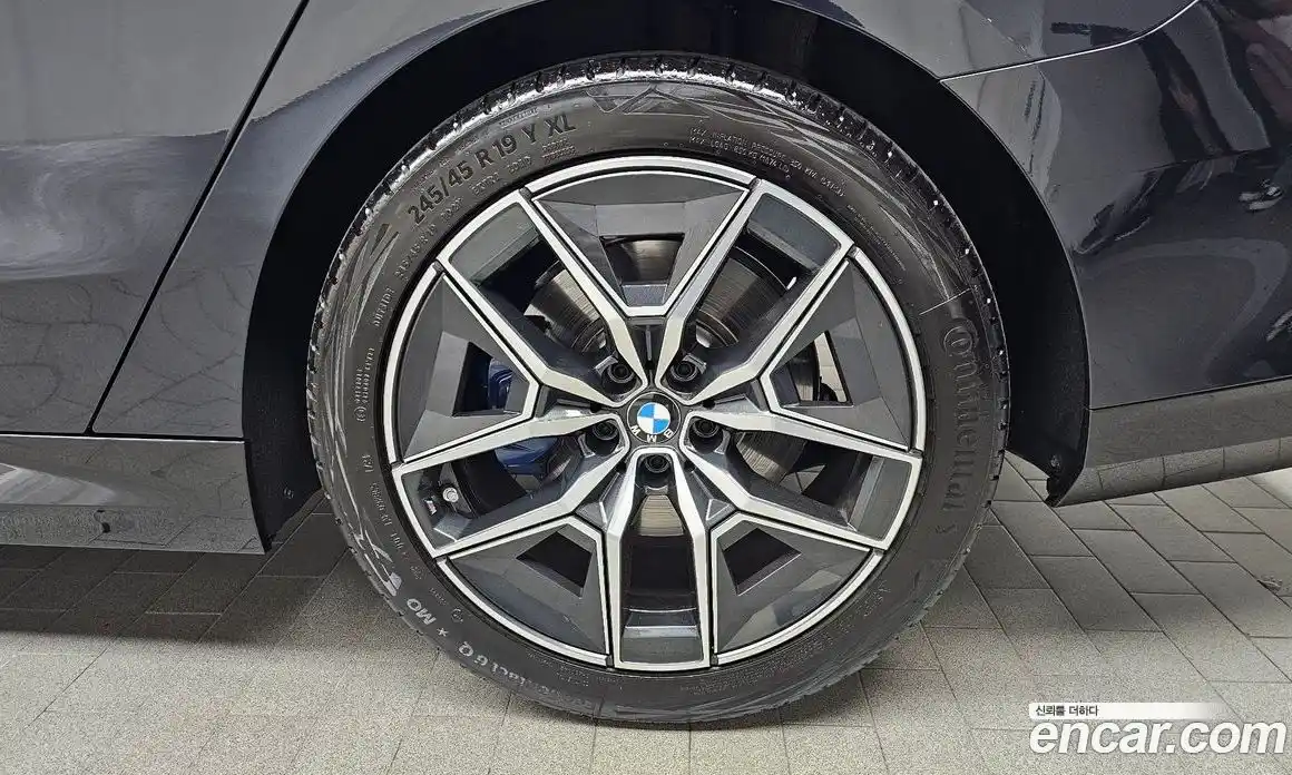 BMW 5-Series 2024 2.0 гидро в Москве № 1916066, фото 7