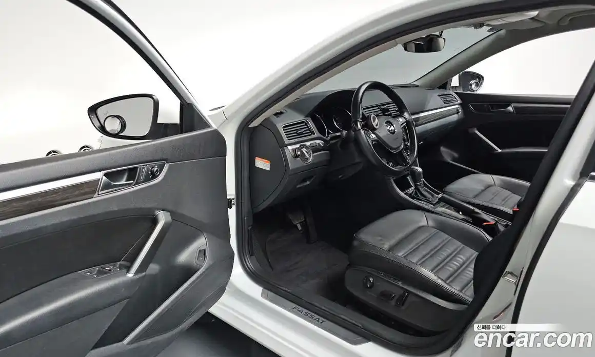 Volkswagen Passat 2018 2.0 гидро в Москве № 1917622, фото 12