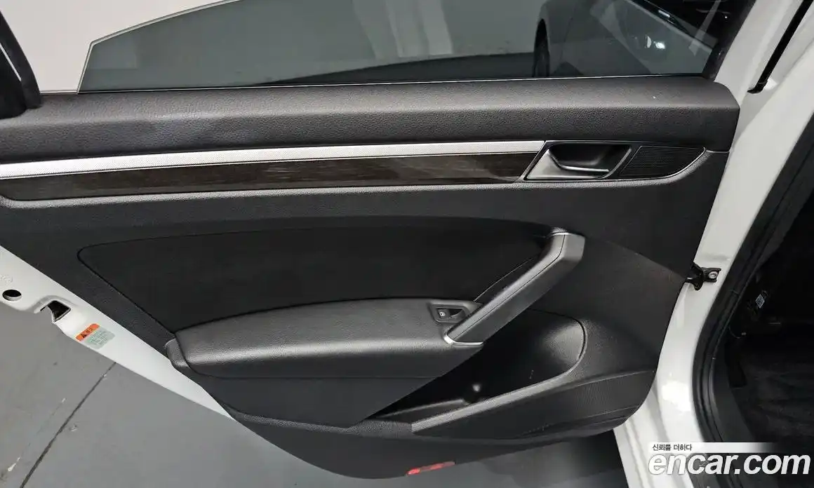 Volkswagen Passat 2018 2.0 гидро в Москве № 1917622, фото 14