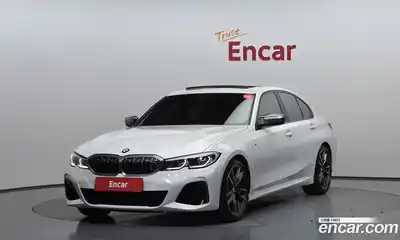 BMW 3-Series, 2022