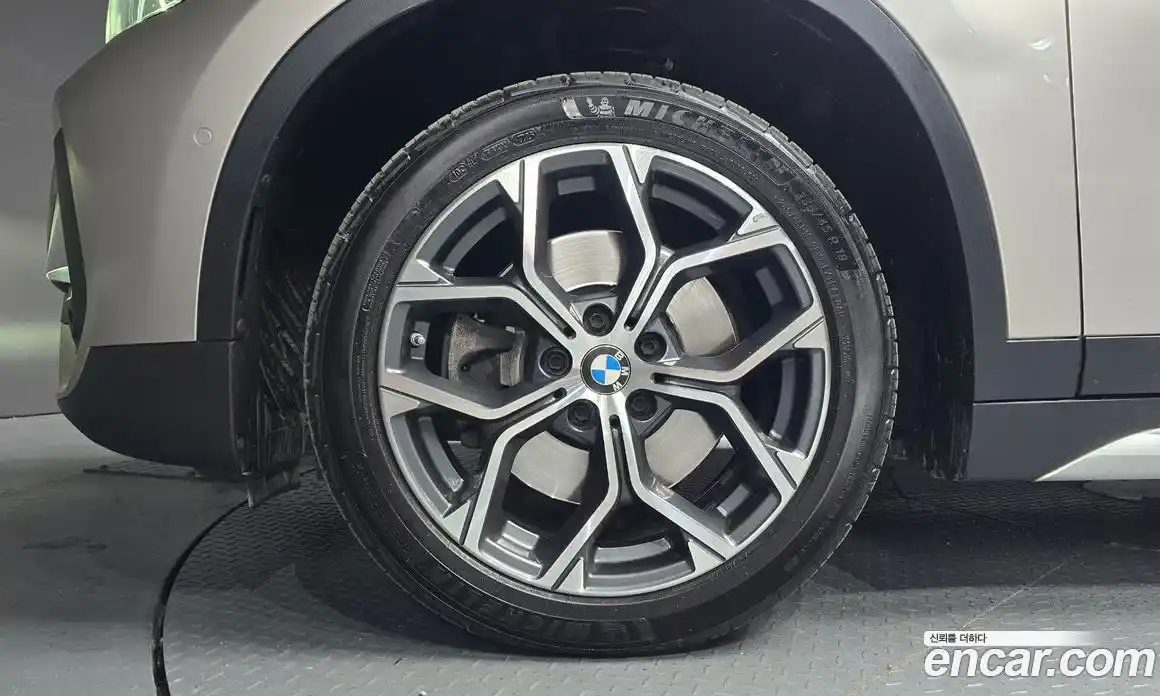 BMW X1 2021 2.0 гидро в Москве № 1918371, фото 5