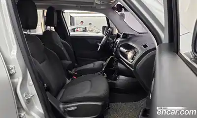 Jeep Renegade 2017 2.4 гидро в Москве № 1918985, миниатюра 11