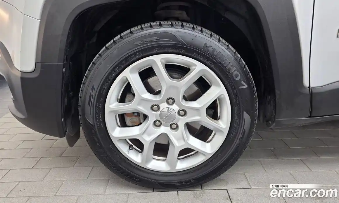 Jeep Renegade 2017 2.4 гидро в Москве № 1918985, фото 5