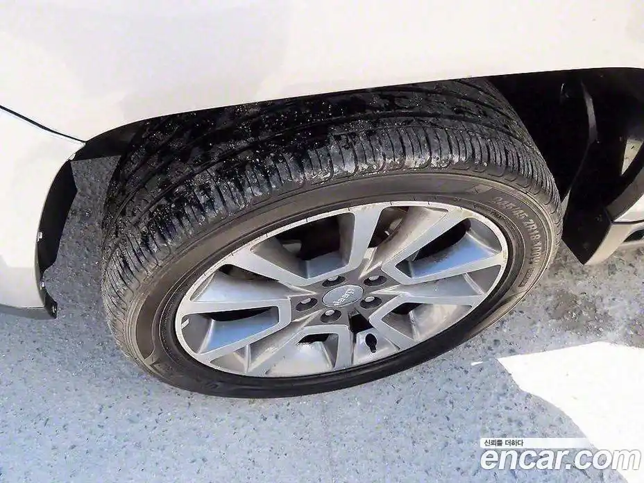 Jeep Compass 2014 2.4 гидро в Москве № 1919416, фото 18