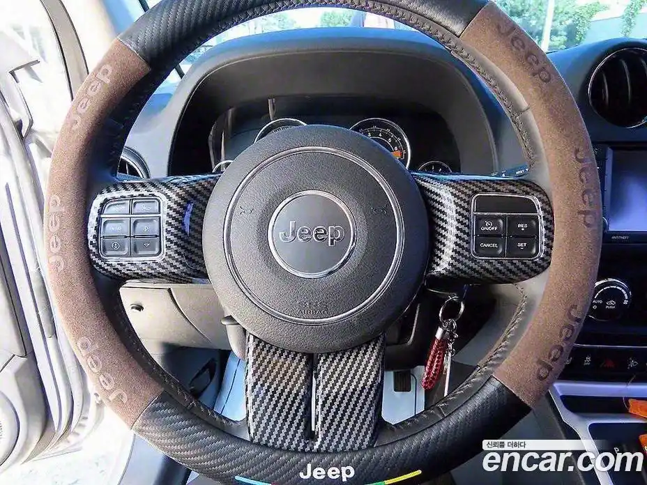 Jeep Compass 2014 2.4 гидро в Москве № 1919416, фото 8