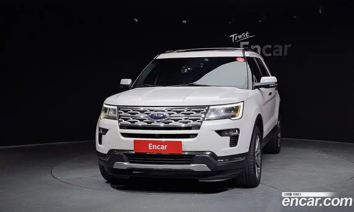 Ford Explorer 2018 2.3 гидро в Москве № 1920499, фото 3