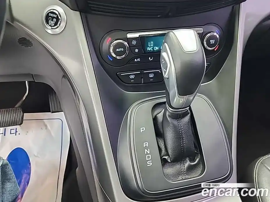 Ford Kuga 2016 2.0 гидро в Москве № 1920583, фото 9