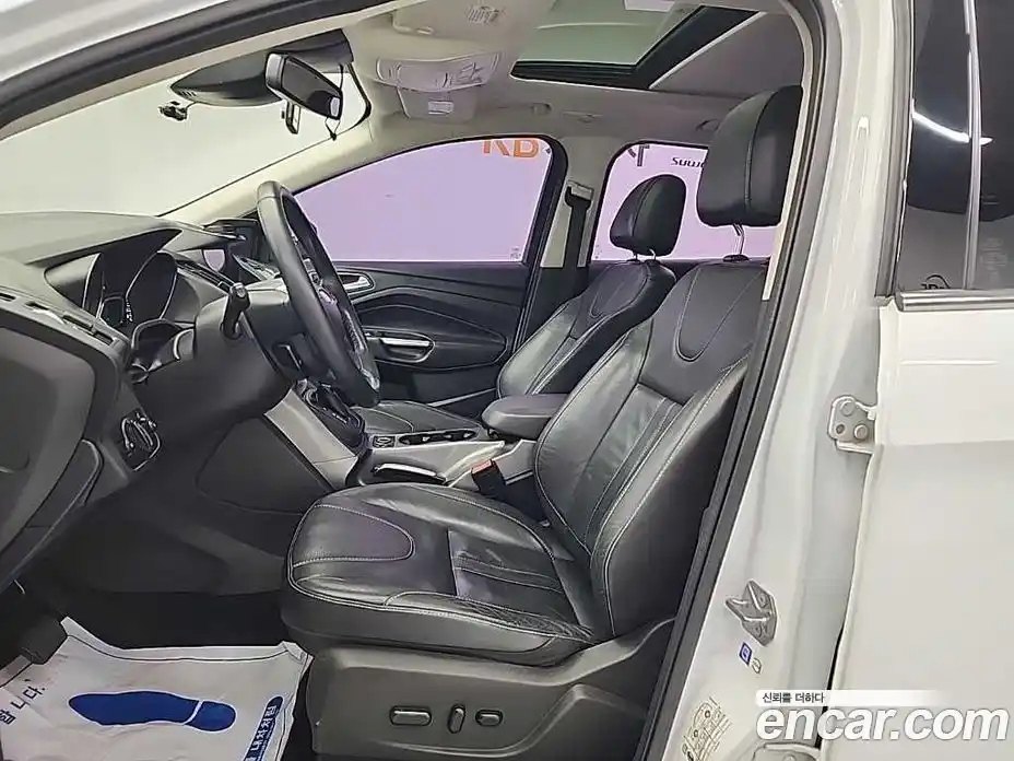 Ford Kuga 2016 2.0 гидро в Москве № 1920583, фото 10