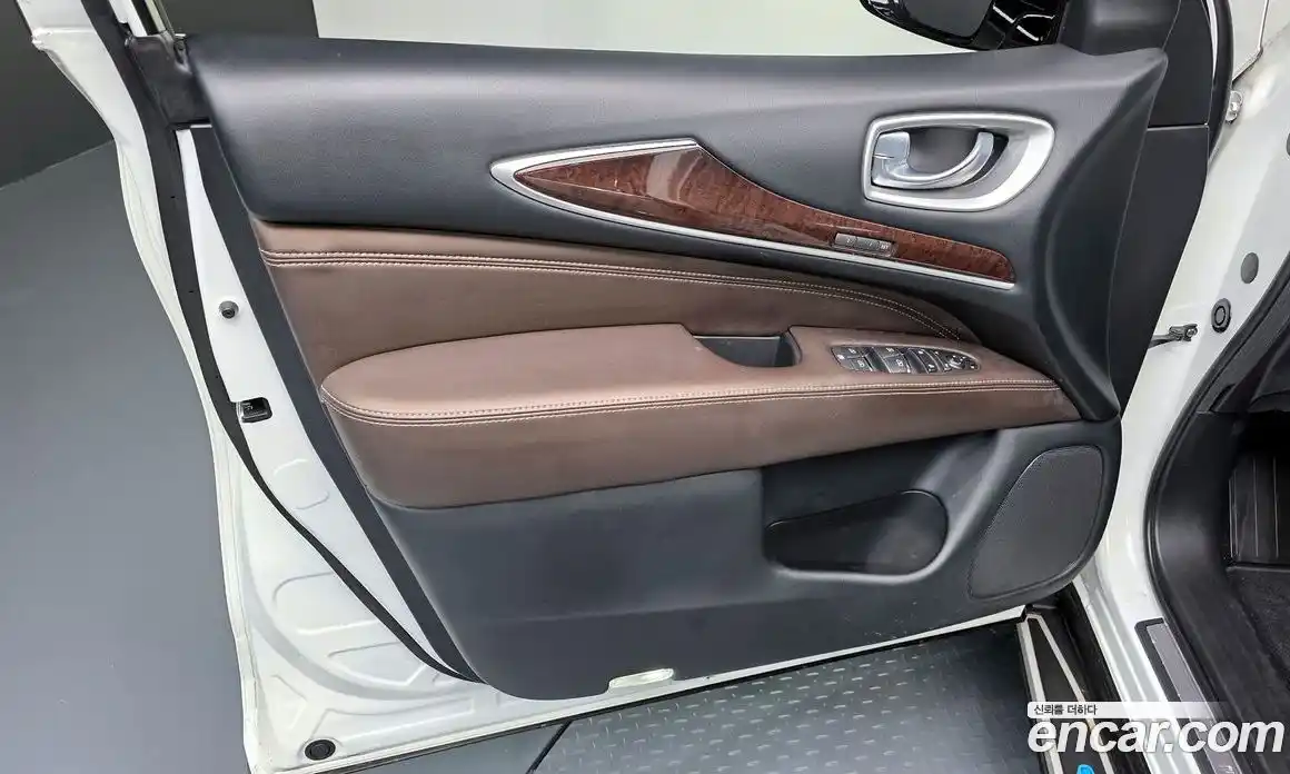 Infiniti QX60 2019 3.5 гидро в Москве № 1921446, фото 14