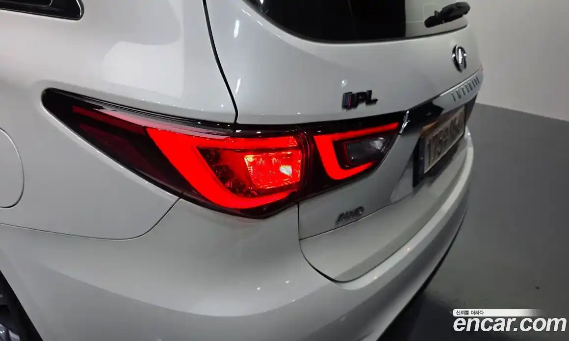 Infiniti QX60 2019 3.5 гидро в Москве № 1921446, фото 9