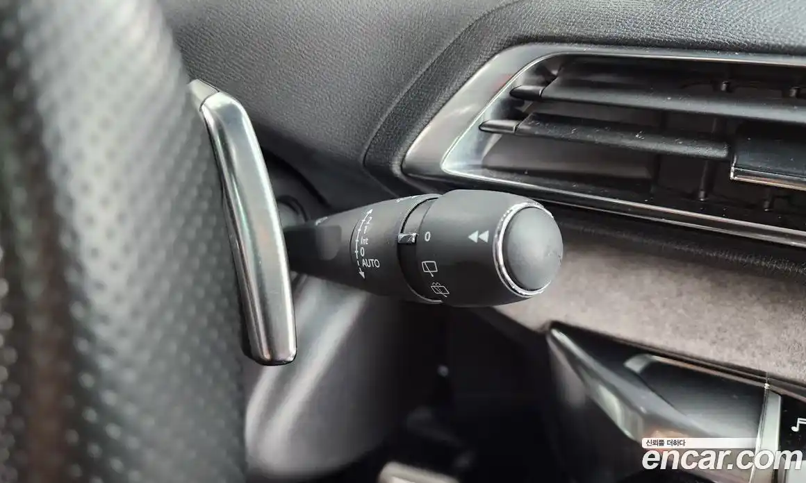 Peugeot 5008 2022 1.2 гидро в Москве, фото 28
