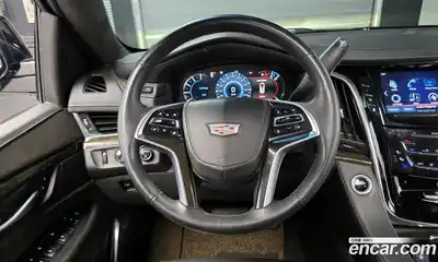 Cadillac Escalade 2017 6.2 гидро в Москве № 1921925, миниатюра 12