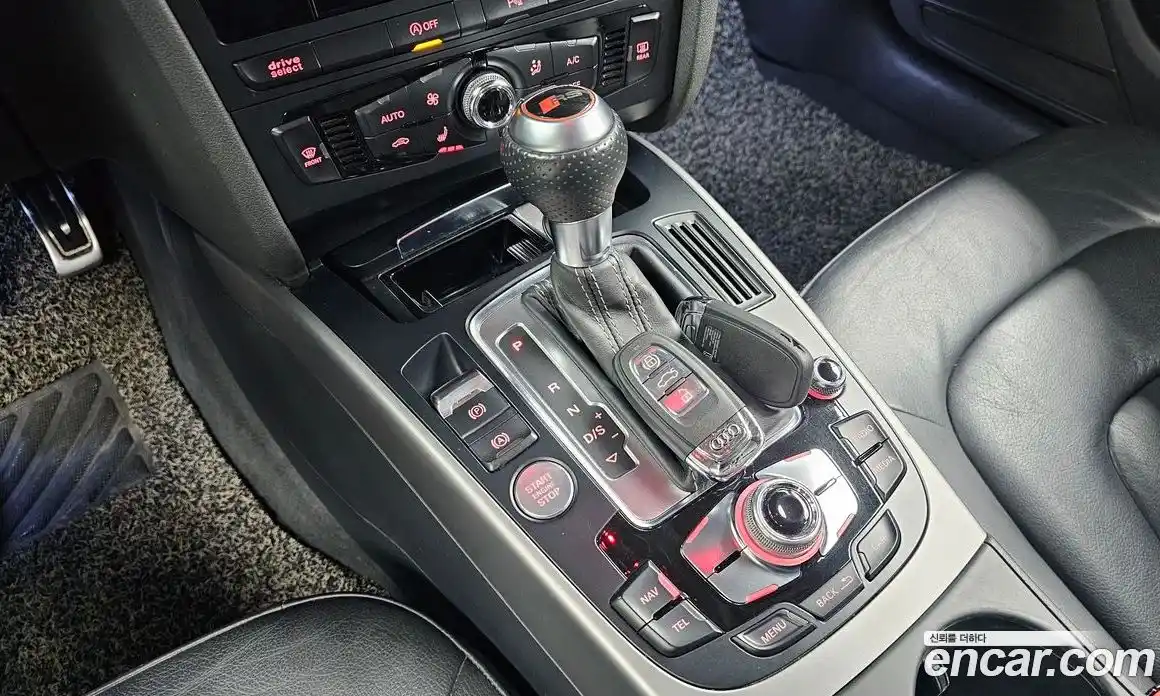 Audi A4 2014 2.0 гидро в Москве № 212630, фото 9