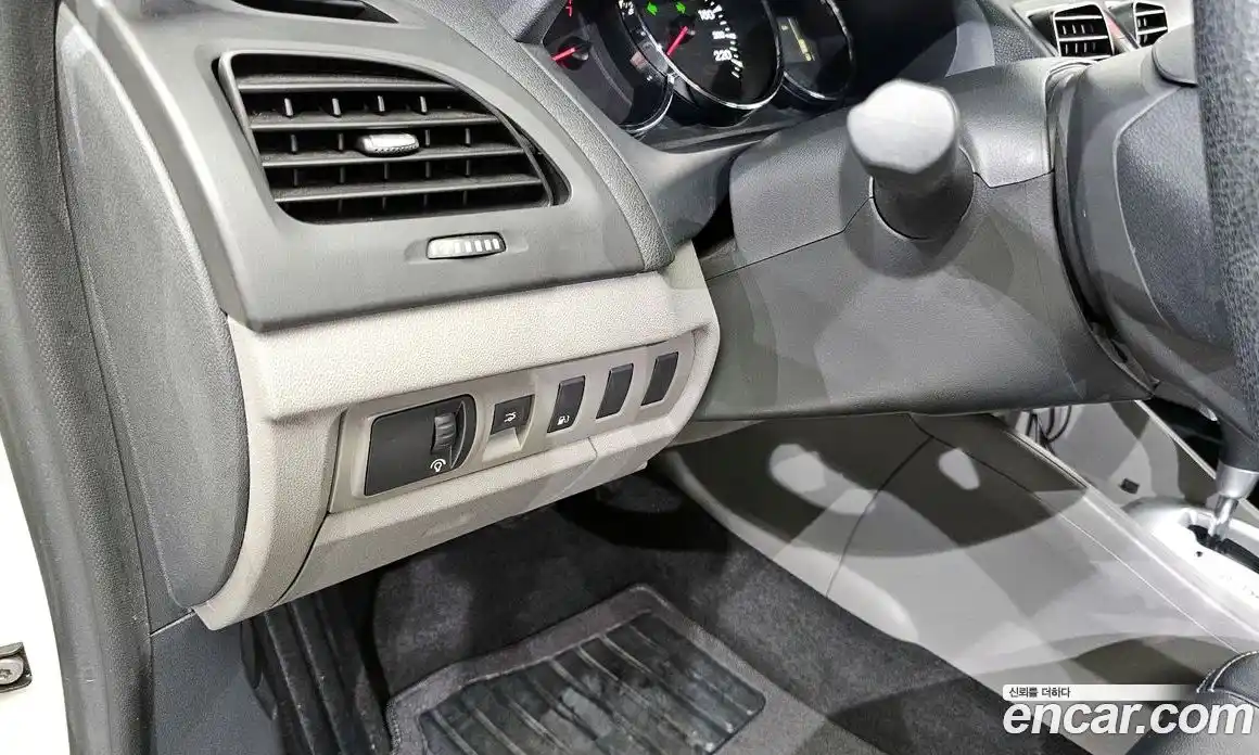Renault SM3 2010 1.6 гидро в Москве № 222244, фото 15