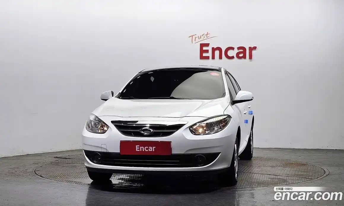 Renault SM3 2010 1.6 гидро в Москве № 222244, фото 3