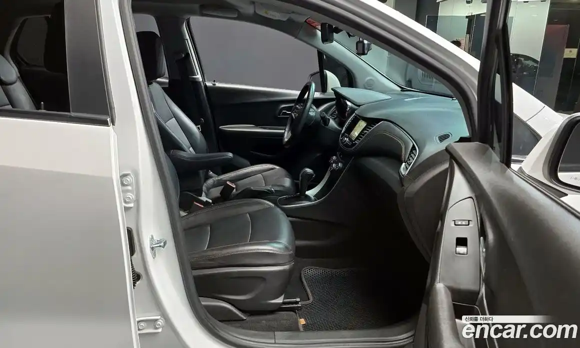Chevrolet Trax 2019 1.4 гидро в Москве № 104283, фото 10