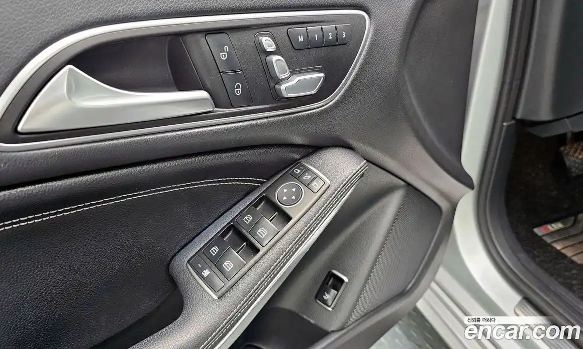 Mercedes-Benz CLA-Class 2017 2.0 гидро в Москве № 1132044, фото 17