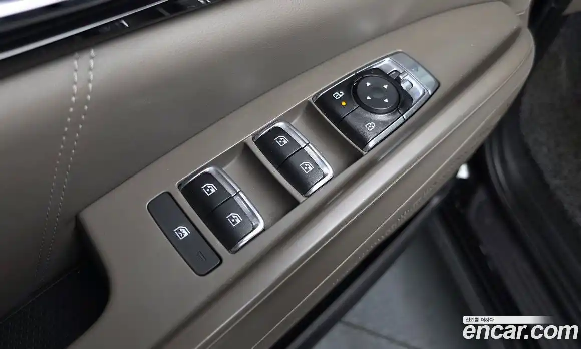 Kia Canival 2024 1.6 гидро в Москве, фото 27
