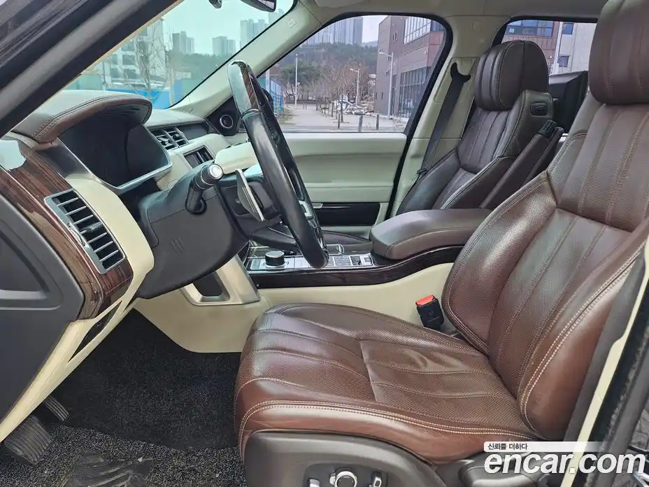 Land Rover Range-Rover 2016 4.4 гидро в Москве № 1250686, фото 12