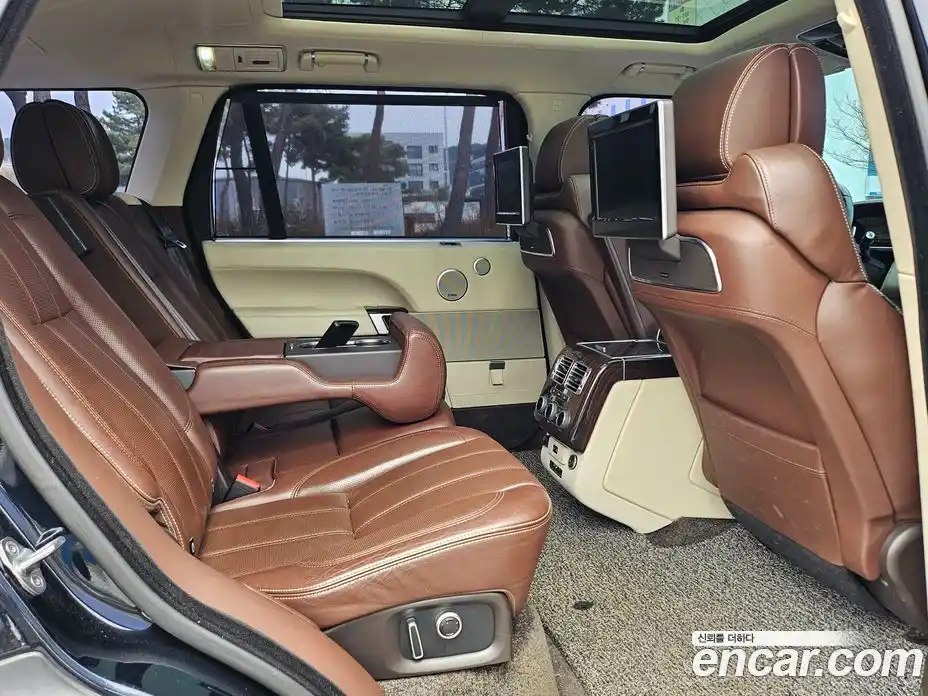 Land Rover Range-Rover 2016 4.4 гидро в Москве № 1250686, фото 14
