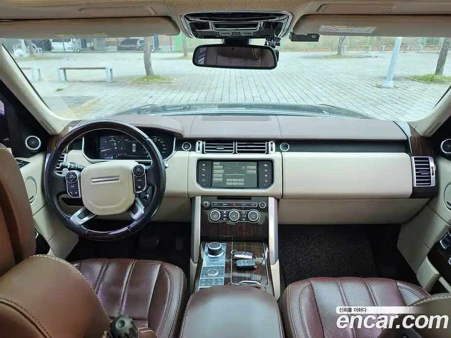 Land Rover Range-Rover 2016 4.4 гидро в Москве № 1250686, фото 16