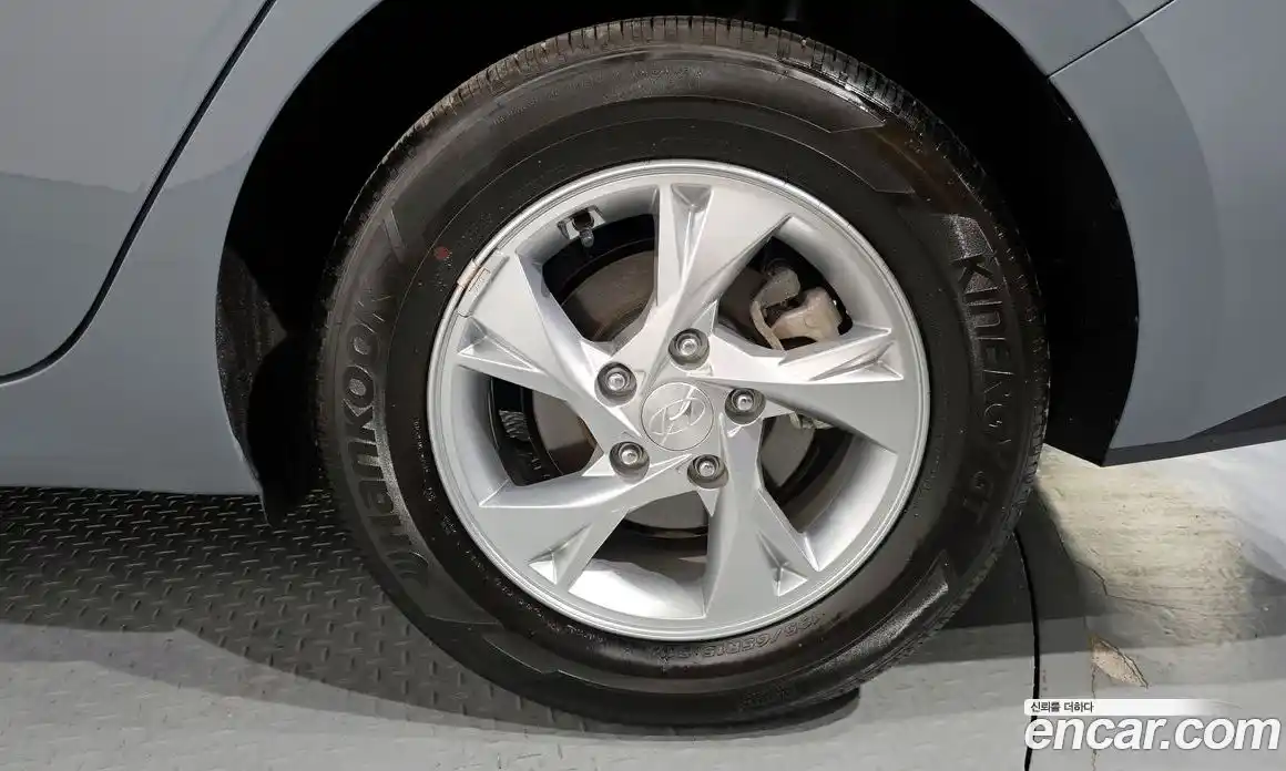 Hyundai Avante 2022 1.6 гидро в Москве № 1317549, фото 7