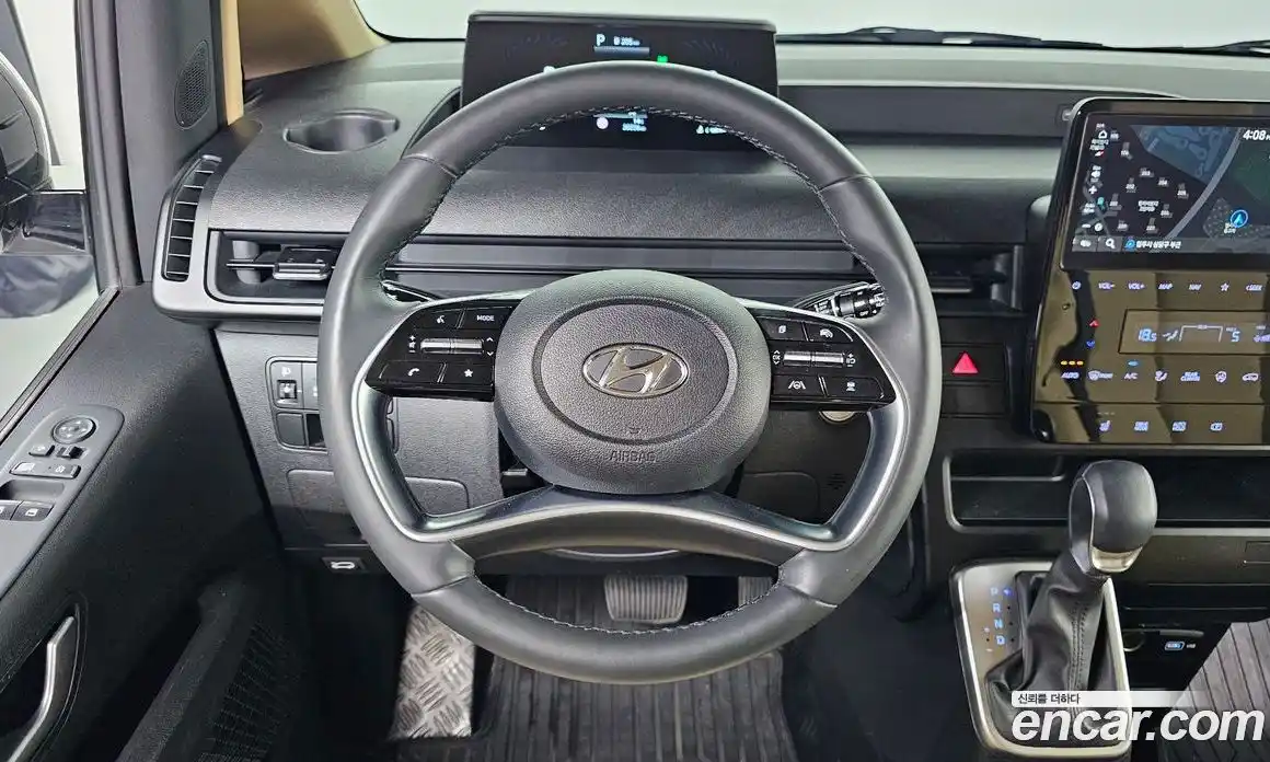 Hyundai Staria 2022 2.2 гидро в Москве № 1317641, фото 20