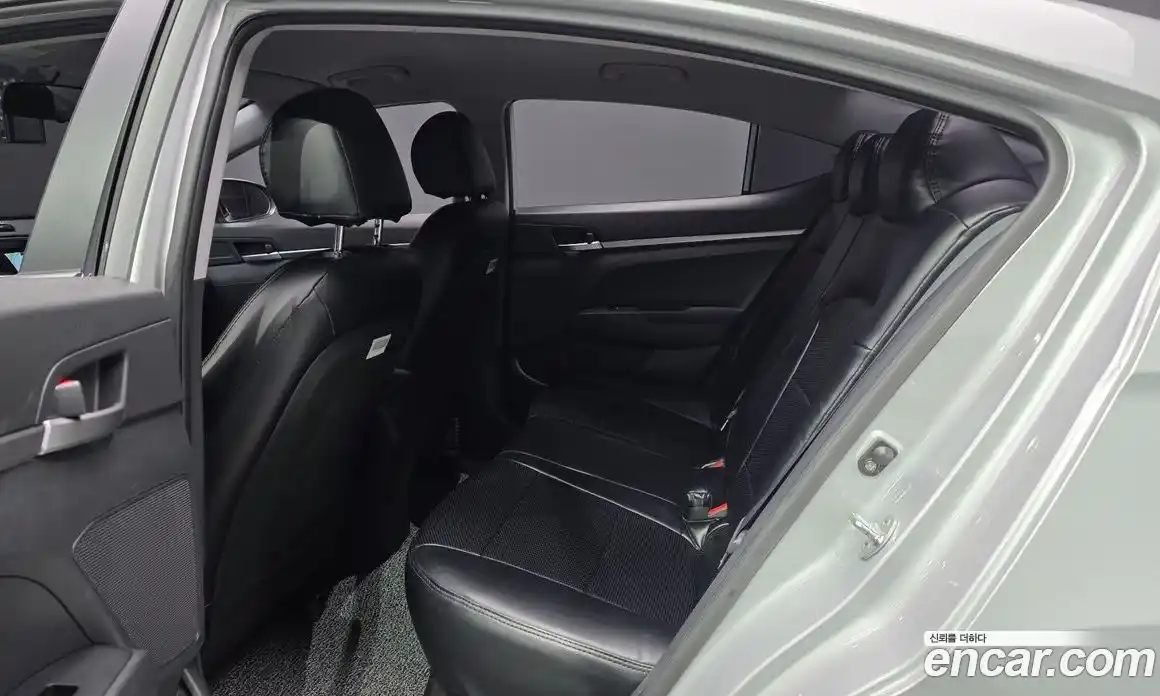 Hyundai Avante 2019 1.6 гидро в Москве № 1342175, фото 17