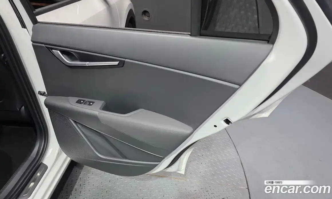 Kia Niro 2025 1.6 гидро в Москве № 1342429, фото 15