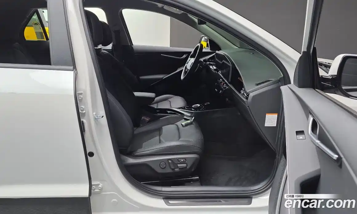 Kia Niro 2025 1.6 гидро в Москве № 1342429, фото 17